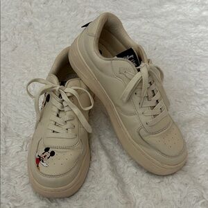 ZARA Cream Sneaker with Mickey Mouse SZ 39
